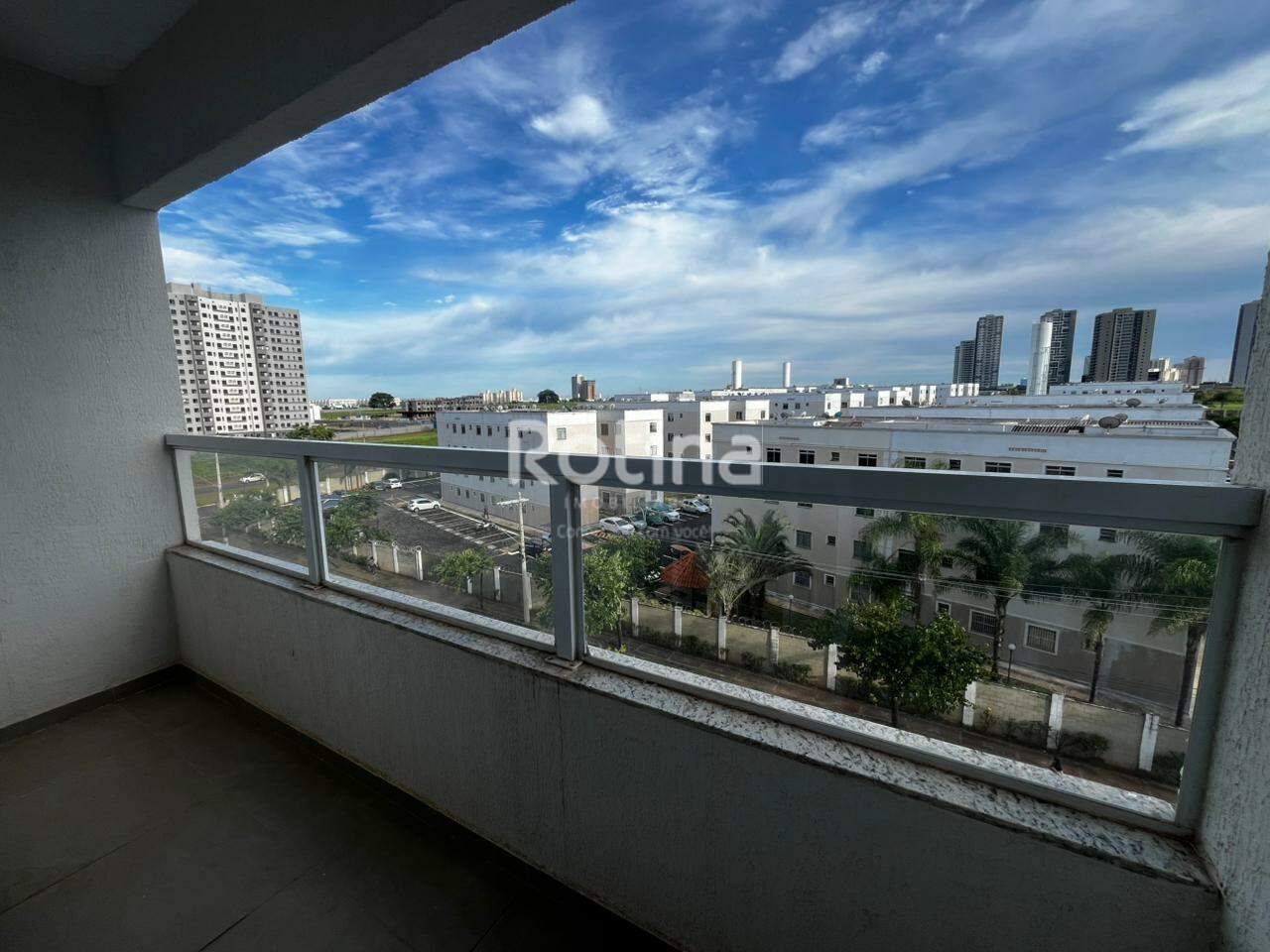 Apartamento para alugar, 2 quartos em Uberlândia no bairro Shopping Park no valor de R$ 1.450,00 - Rotina Imobiliária: 
