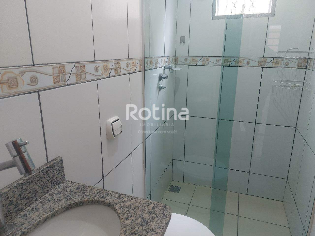 Casa para alugar, em Uberlândia no bairro Jardim das Palmeiras no valor de R$ 2.000,00 - Rotina Imobiliária: 