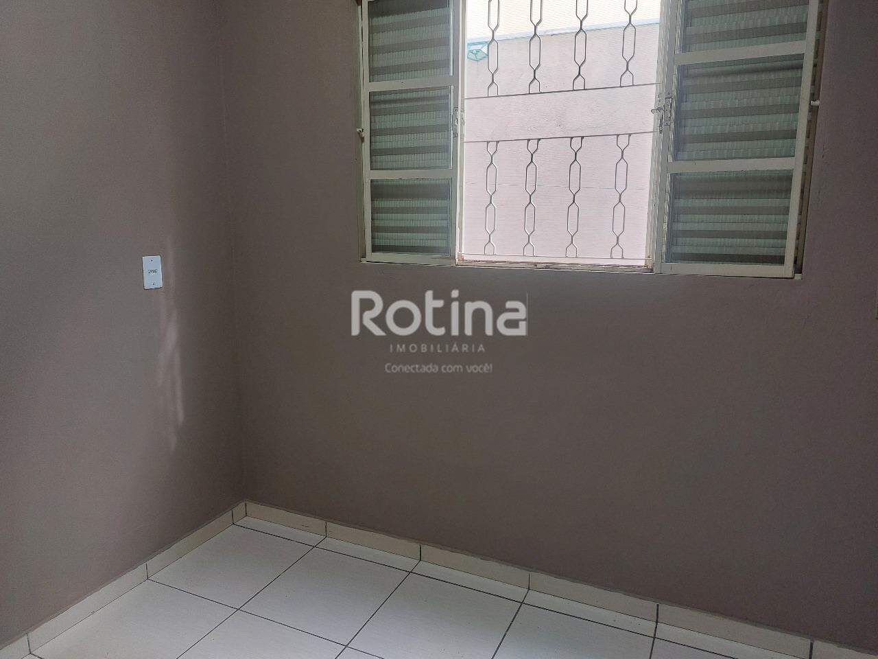 Casa para alugar, em Uberlândia no bairro Jardim das Palmeiras no valor de R$ 2.000,00 - Rotina Imobiliária: 