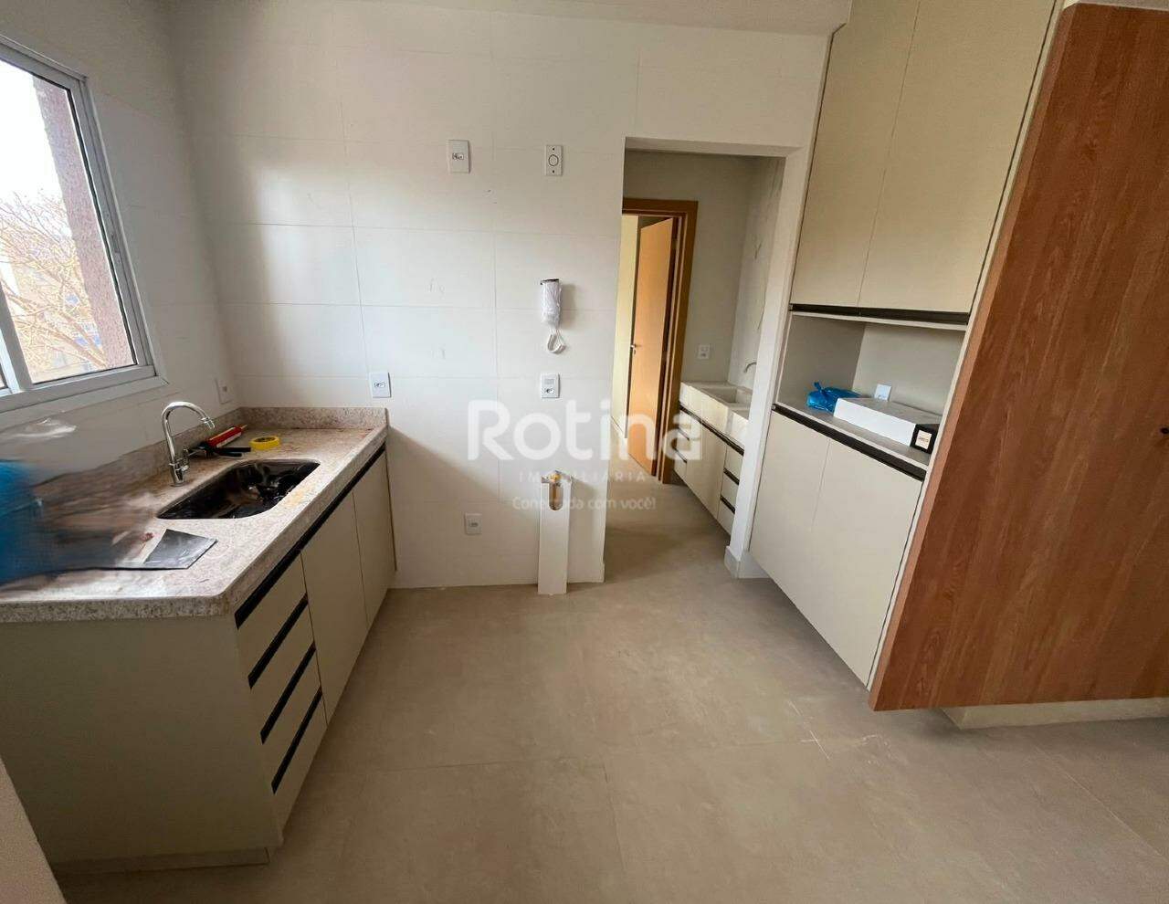 Apartamento para alugar, 1 quarto em Uberlândia no bairro Santa Mônica no valor de R$ 2.600,00 - Rotina Imobiliária: 