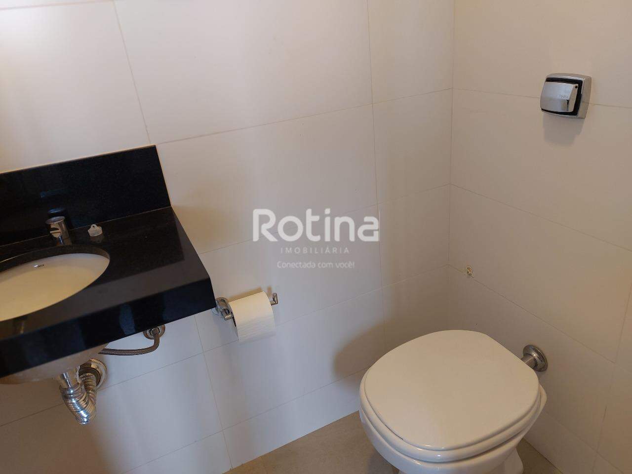 Apartamento para alugar, 3 quartos em Uberlândia no bairro Morada da Colina no valor de R$ 12.000,00 - Rotina Imobiliária: 
