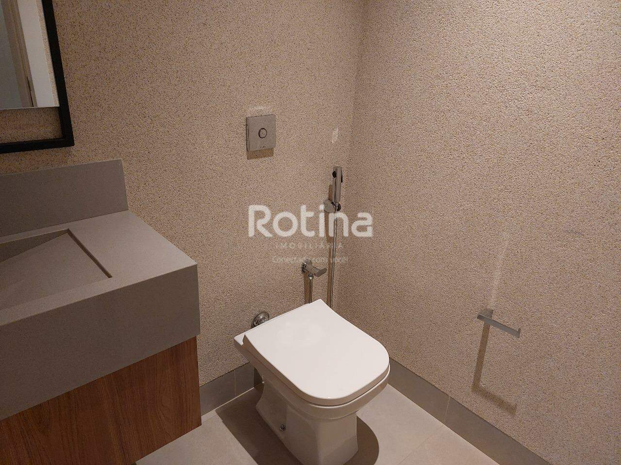 Apartamento para alugar, 3 quartos em Uberlândia no bairro Morada da Colina no valor de R$ 12.000,00 - Rotina Imobiliária: 