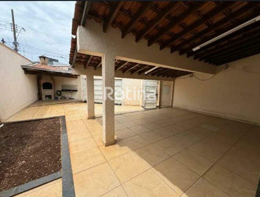 Casa à venda, 3 quartos em Uberlândia no bairro Tibery no valor de R$ 670.000,00 - Rotina Imobiliária: 