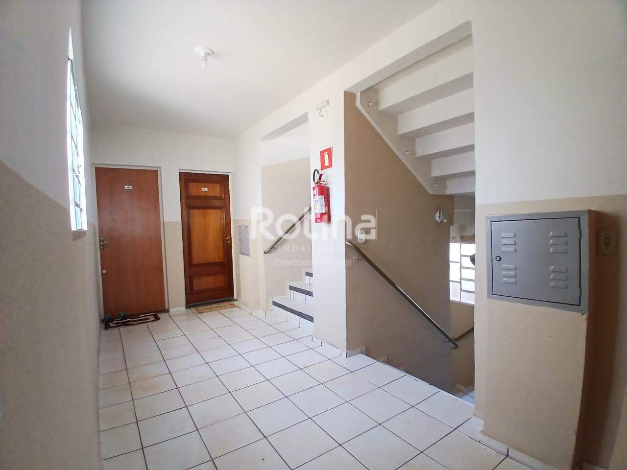 Apartamento para alugar, 2 quartos em Uberlândia no bairro Chacaras Tubalina e Quartel no valor de R$ 850,00 - Rotina Imobiliária: 