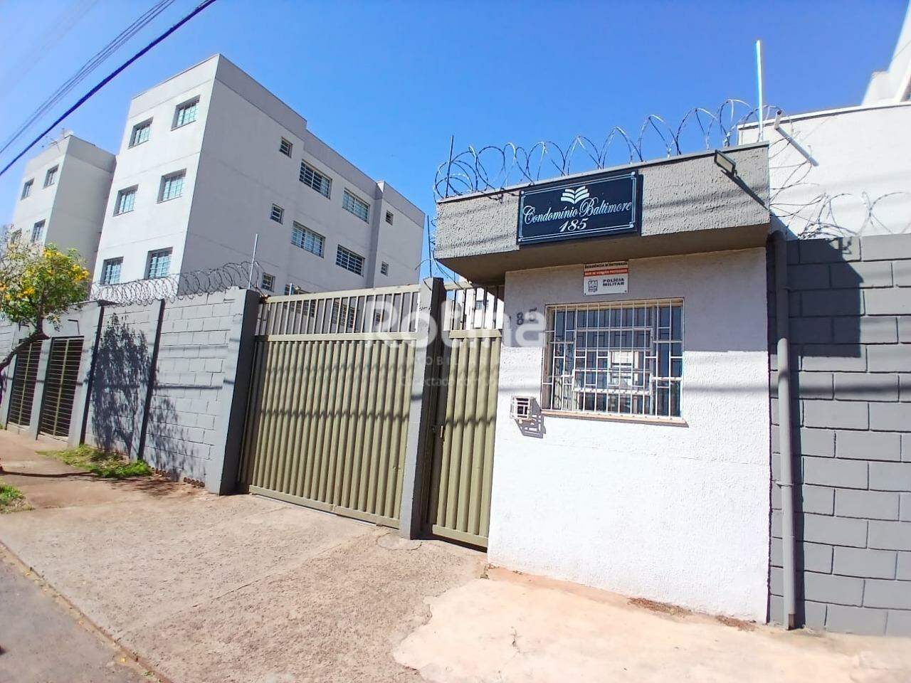 Apartamento para alugar, 2 quartos em Uberlândia no bairro Chacaras Tubalina e Quartel no valor de R$ 850,00 - Rotina Imobiliária: 