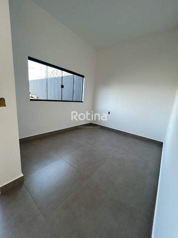 Casa à venda, 3 quartos em Uberlândia no bairro Shopping Park no valor de R$ 420.000,00 - Rotina Imobiliária: 