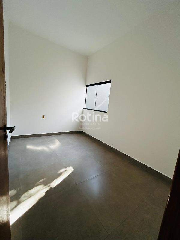 Casa à venda, 3 quartos em Uberlândia no bairro Shopping Park no valor de R$ 420.000,00 - Rotina Imobiliária: 