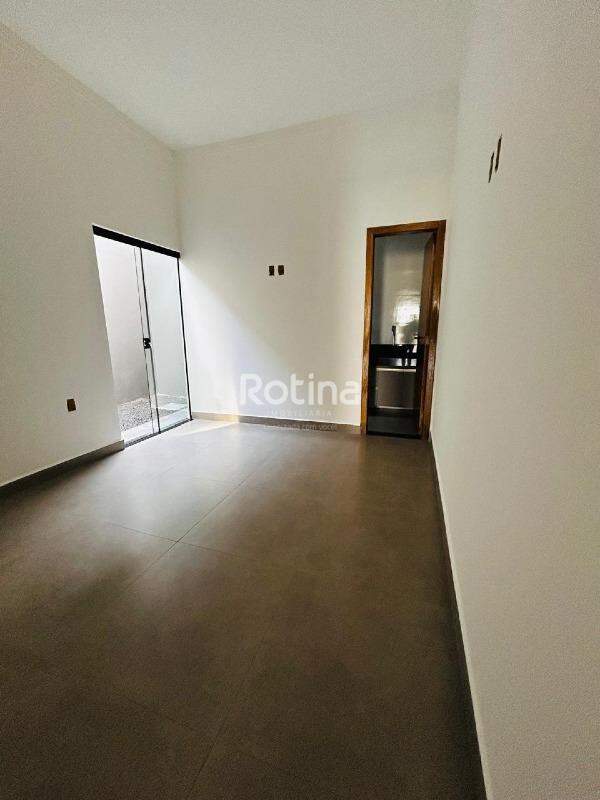 Casa à venda, 3 quartos em Uberlândia no bairro Shopping Park no valor de R$ 420.000,00 - Rotina Imobiliária: 