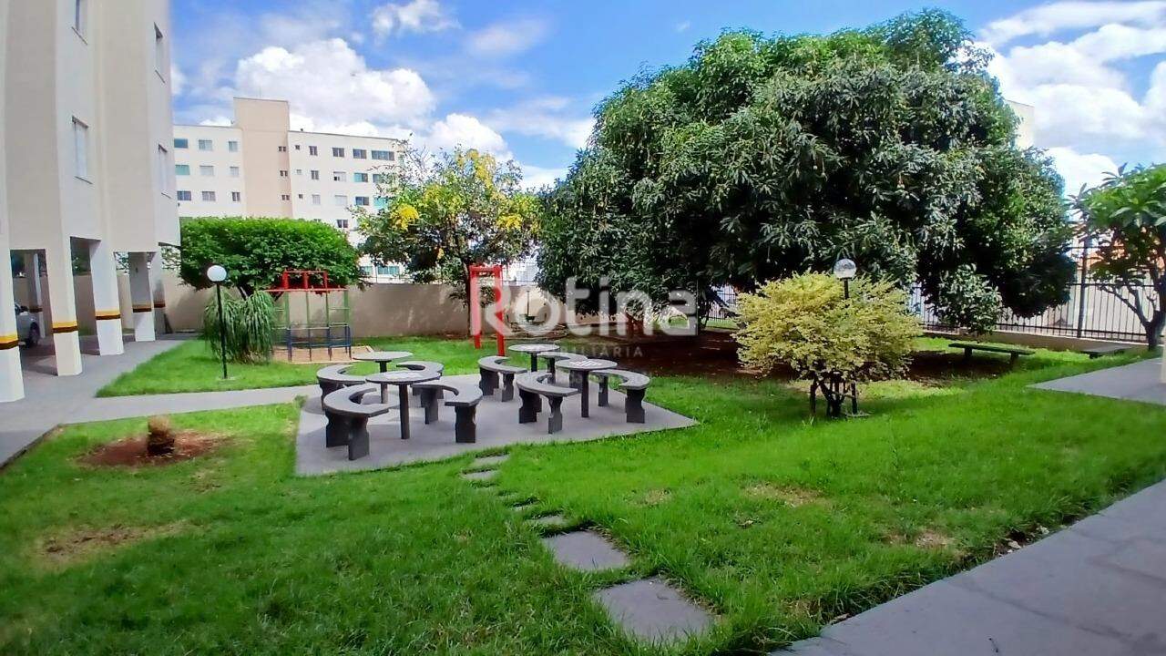 Apartamento à venda, 3 quartos em Uberlândia no bairro Umuarama no valor de R$ 320.000,00 - Rotina Imobiliária: 