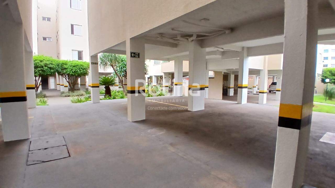 Apartamento à venda, 3 quartos em Uberlândia no bairro Umuarama no valor de R$ 320.000,00 - Rotina Imobiliária: 