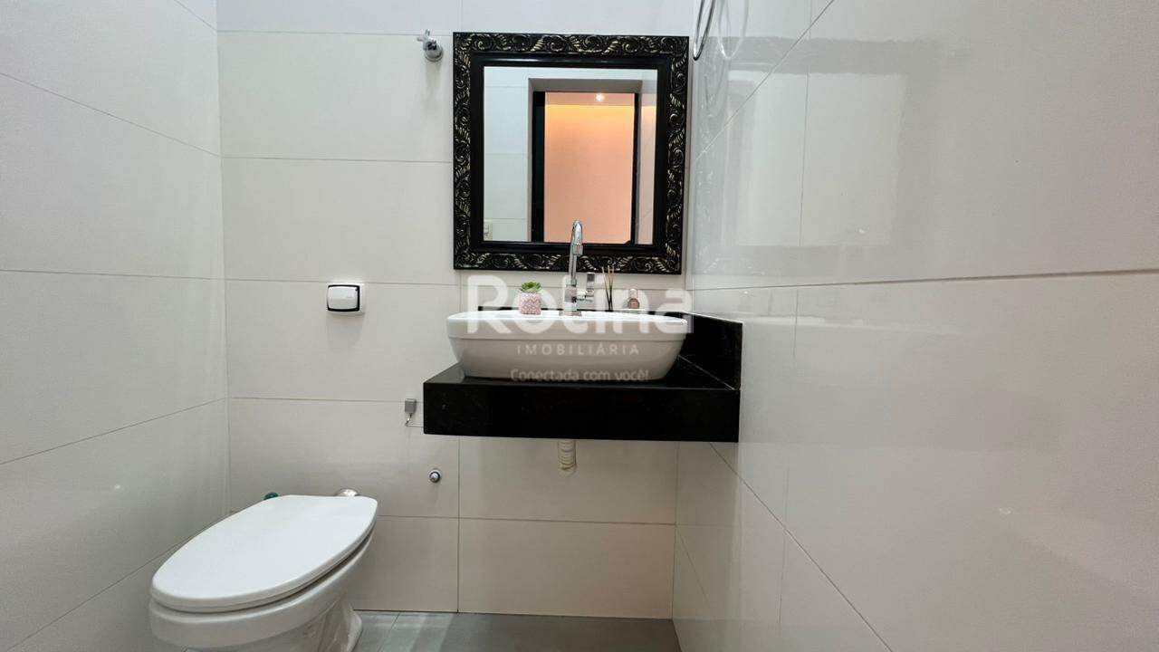Casa à venda, 3 quartos em Uberlândia no bairro Aclimação no valor de R$ 990.000,00 - Rotina Imobiliária: 