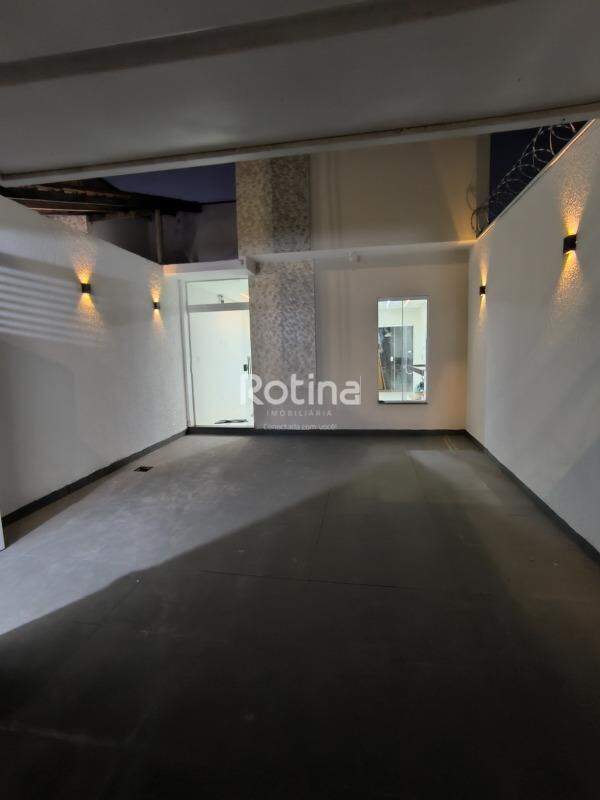 Casa à venda, 3 quartos em Uberlândia no bairro Jardim Canaã no valor de R$ 390.000,00 - Rotina Imobiliária: 