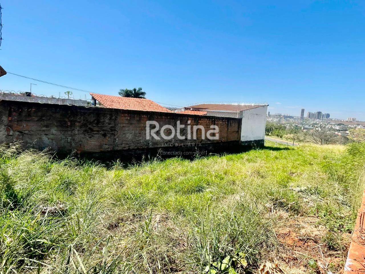 Terreno à venda, em Uberlândia no bairro Cidade Jardim no valor de R$ 300.000,00 - Rotina Imobiliária: 