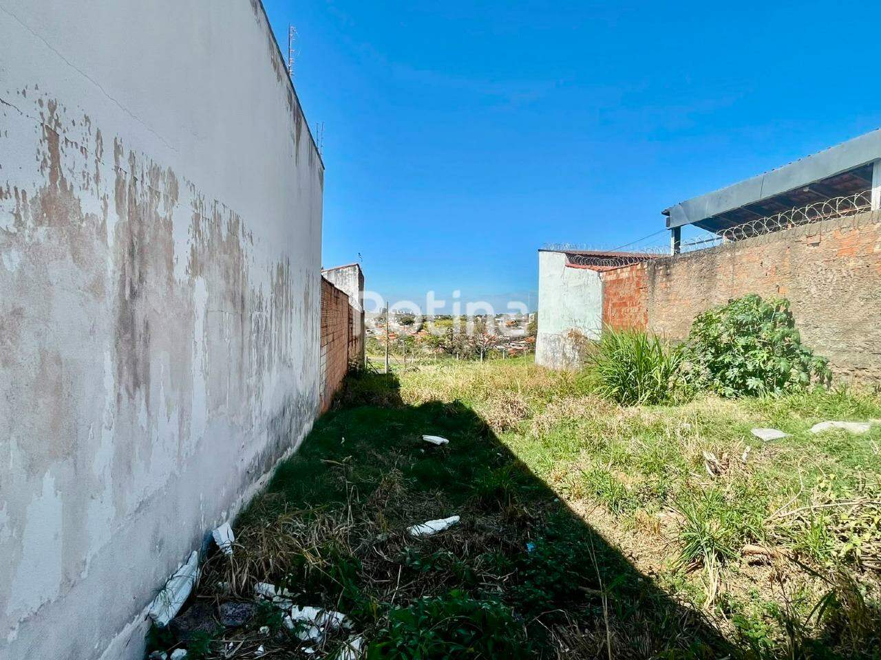 Terreno à venda, em Uberlândia no bairro Cidade Jardim no valor de R$ 300.000,00 - Rotina Imobiliária: 