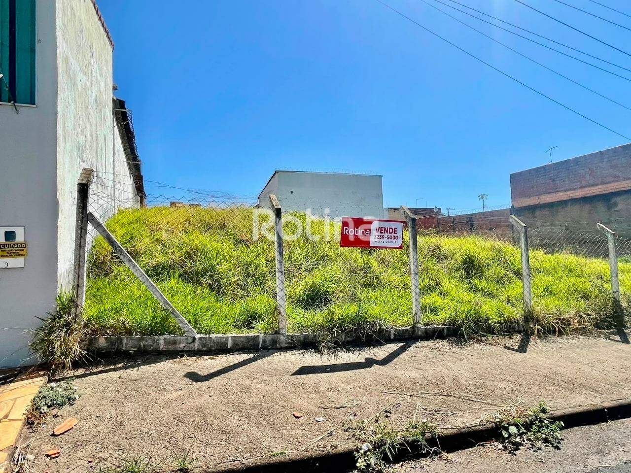 Terreno à venda, em Uberlândia no bairro Cidade Jardim no valor de R$ 300.000,00 - Rotina Imobiliária: 