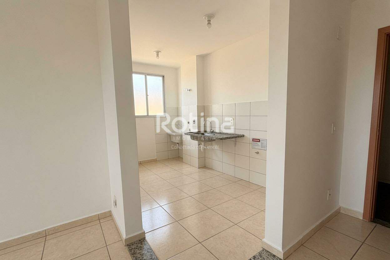 Apartamento à venda, 2 quartos em Uberlândia no bairro Presidente Roosevelt no valor de R$ 240.000,00 - Rotina Imobiliária: 