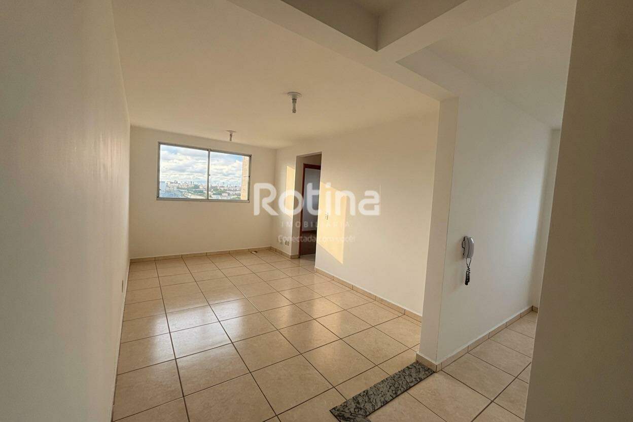 Apartamento à venda, 2 quartos em Uberlândia no bairro Presidente Roosevelt no valor de R$ 240.000,00 - Rotina Imobiliária: 