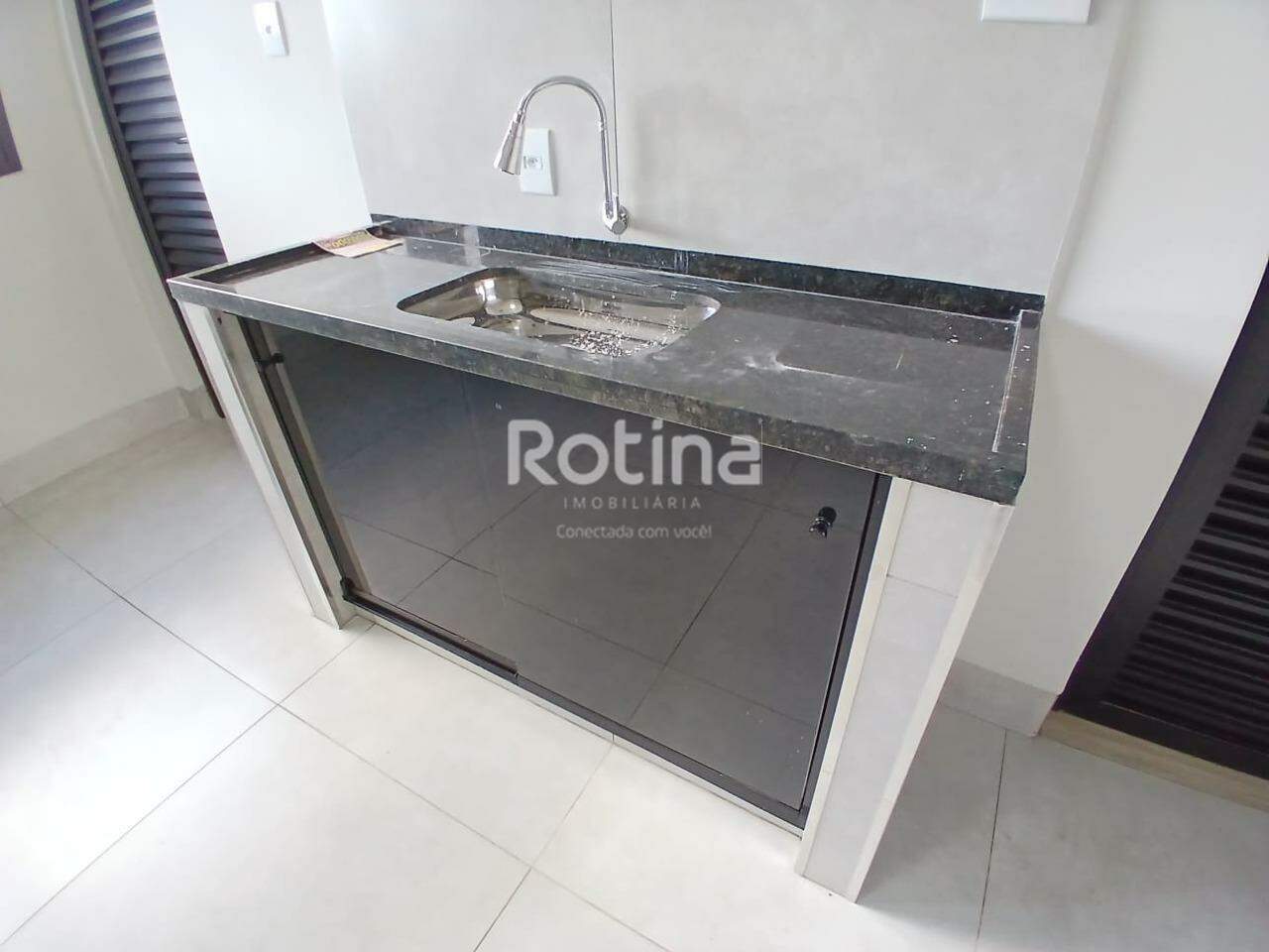 Apartamento para alugar, 2 quartos em Uberlândia no bairro Nossa Senhora Aparecida no valor de R$ 2.300,00 - Rotina Imobiliária: 