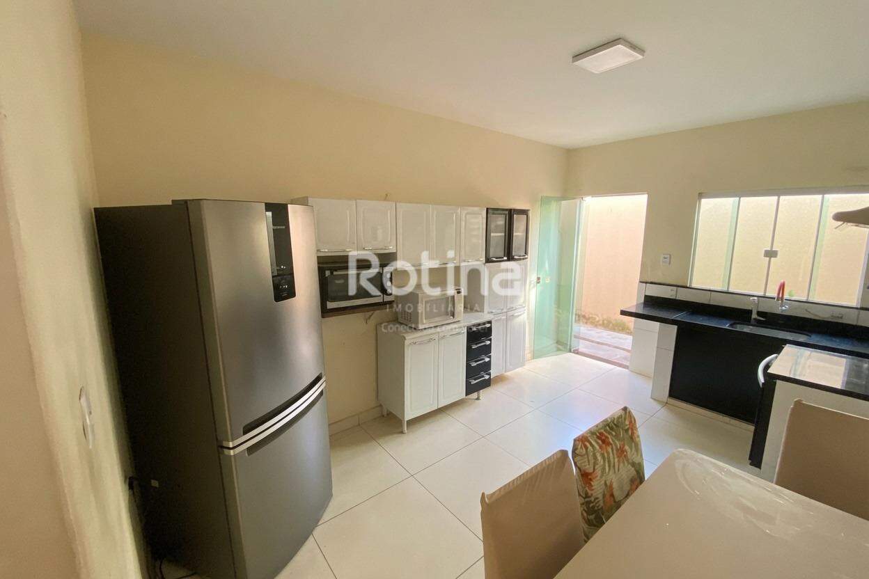 Casa à venda, 3 quartos em Uberlândia no bairro Presidente Roosevelt no valor de R$ 230.000,00 - Rotina Imobiliária: 