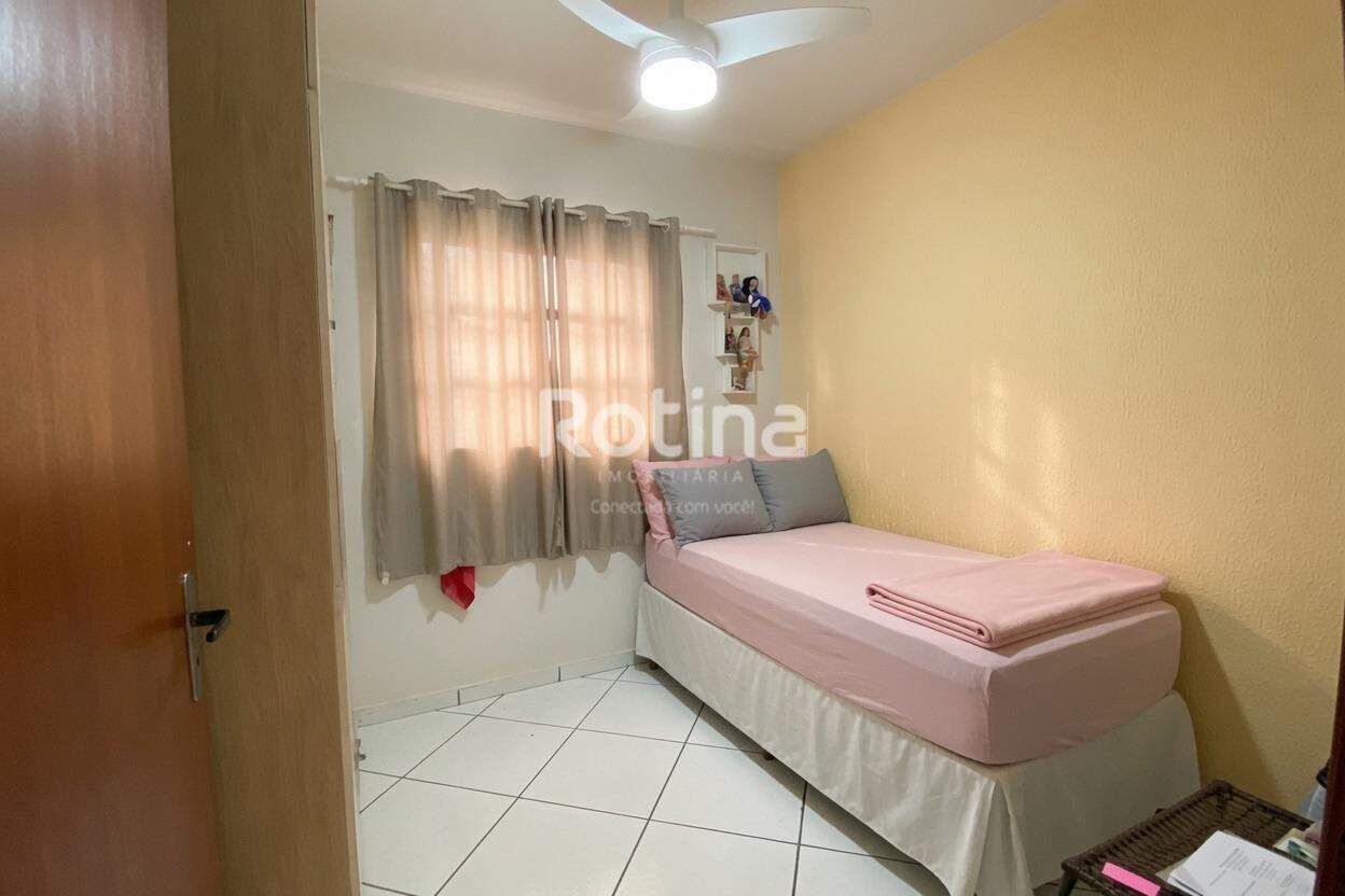 Casa à venda, 3 quartos em Uberlândia no bairro Presidente Roosevelt no valor de R$ 230.000,00 - Rotina Imobiliária: 