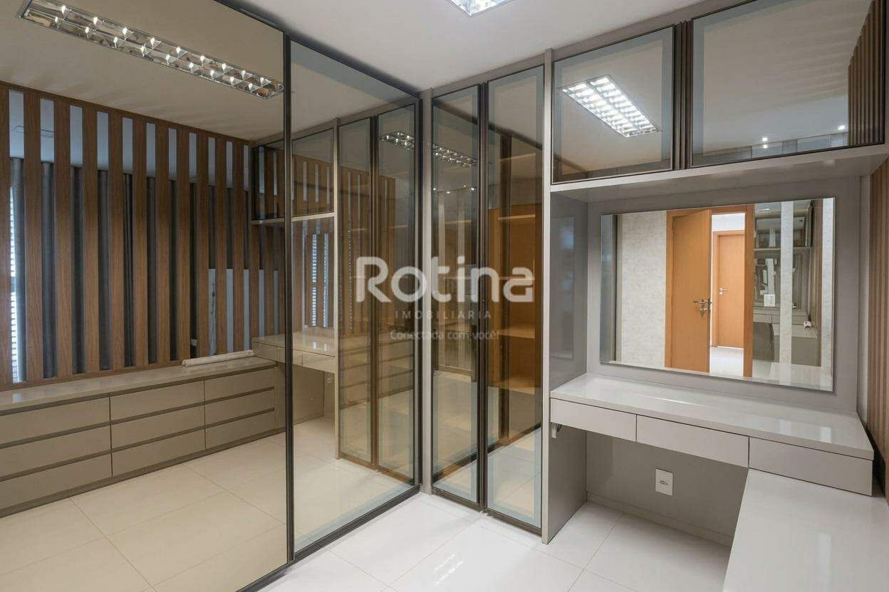 Cobertura à venda, 3 quartos em Uberlândia no bairro Santa Mônica no valor de R$ 1.280.000,00 - Rotina Imobiliária: 
