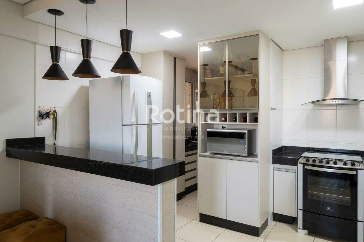 Apartamento à venda, 3 quartos em Uberlândia no bairro Santa Mônica no valor de R$ 650.000,00 - Rotina Imobiliária: 