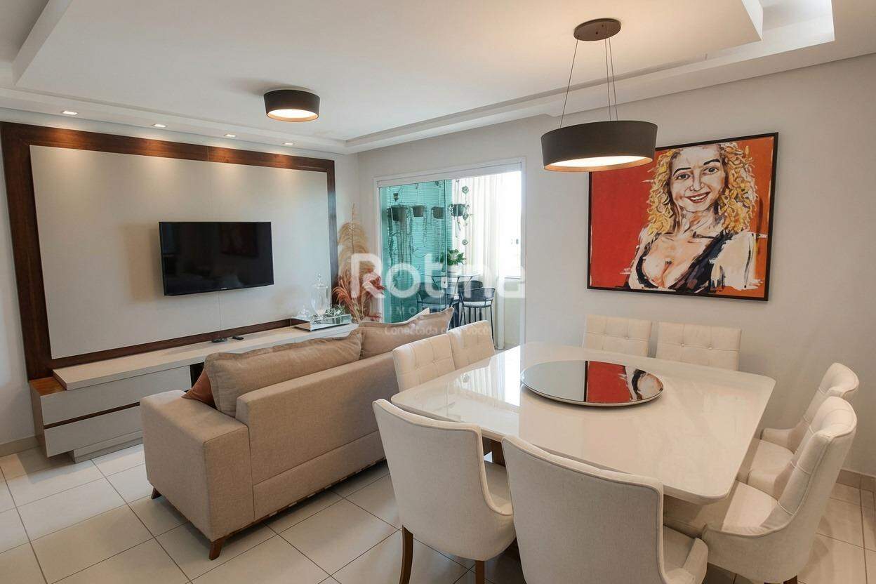 Apartamento à venda, 3 quartos em Uberlândia no bairro Santa Mônica no valor de R$ 650.000,00 - Rotina Imobiliária: 