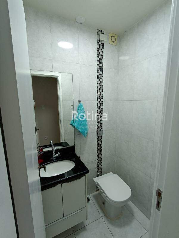 Apartamento à venda, 3 quartos em Uberlândia no bairro Santa Maria no valor de R$ 450.000,00 - Rotina Imobiliária: 