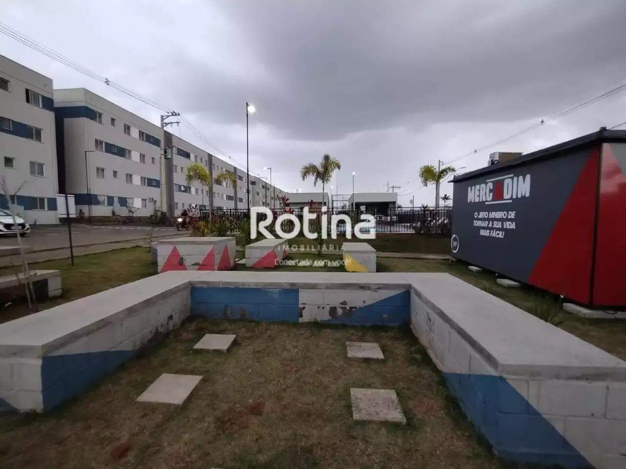 Apartamento para alugar, 2 quartos em Uberlândia no bairro Loteamento Residencial Pequis no valor de R$ 950,00 - Rotina Imobiliária: 