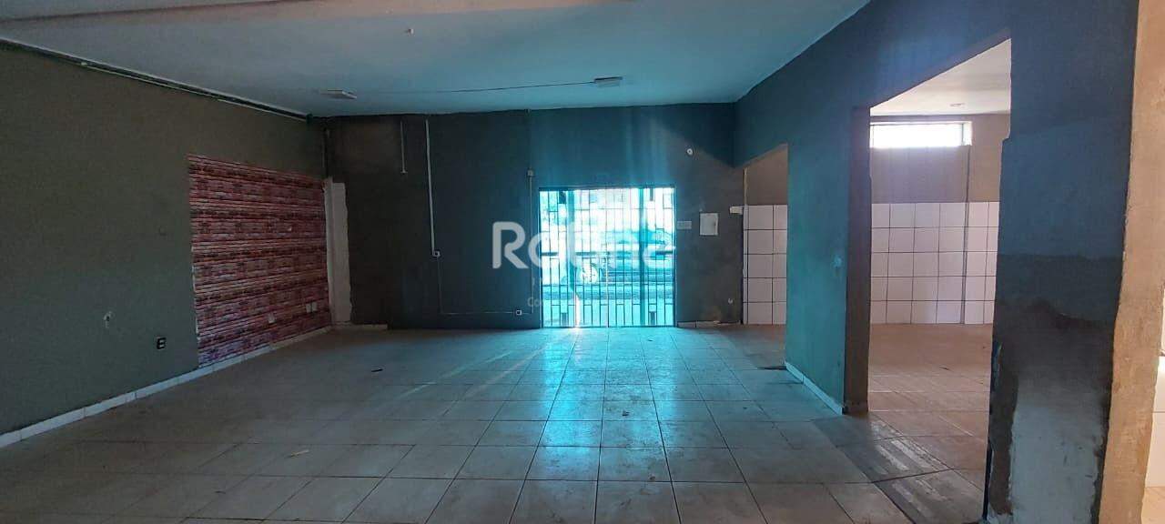 Comercial para alugar, em Uberlândia no bairro Morada da Colina no valor de R$ 10.000,00 - Rotina Imobiliária: 