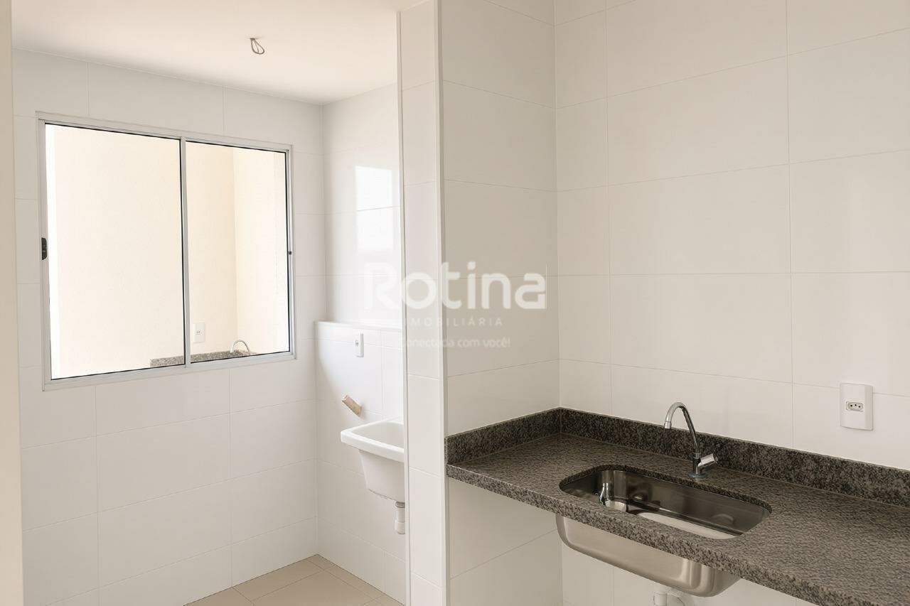 Apartamento à venda, 2 quartos em Uberlândia no bairro Segismundo Pereira no valor de R$ 370.000,00 - Rotina Imobiliária: 