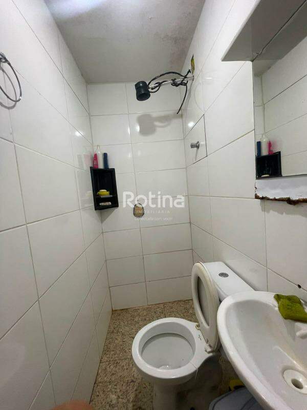 Casa à venda, 2 quartos em Uberlândia no bairro São Jorge no valor de R$ 800.000,00 - Rotina Imobiliária: 