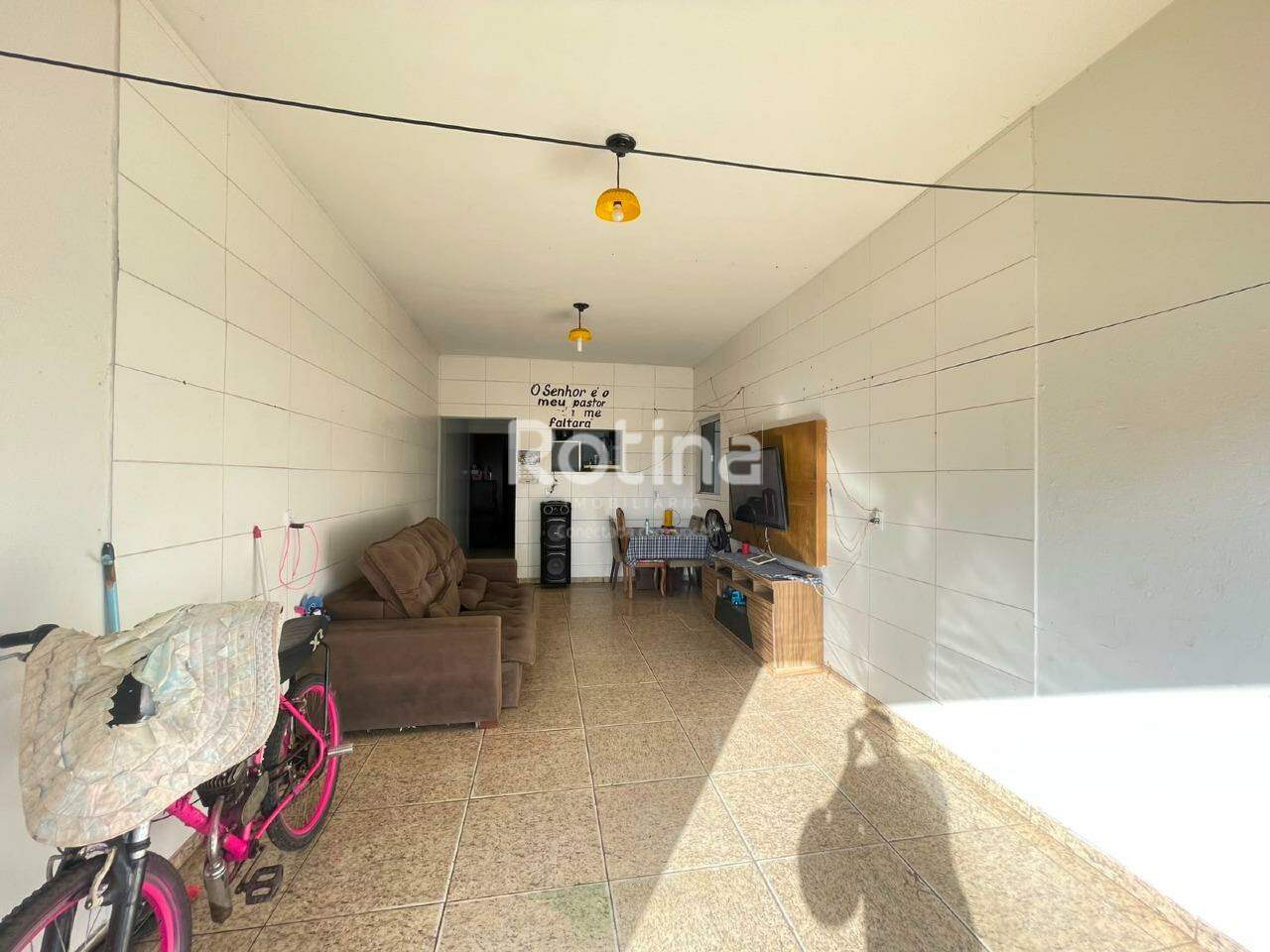 Casa à venda, 2 quartos em Uberlândia no bairro São Jorge no valor de R$ 800.000,00 - Rotina Imobiliária: 