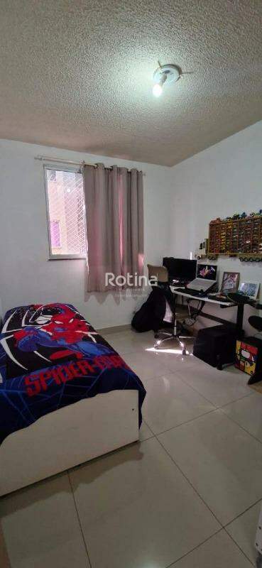 Apartamento à venda, 3 quartos em Uberlândia no bairro Mansour no valor de R$ 210.000,00 - Rotina Imobiliária: 