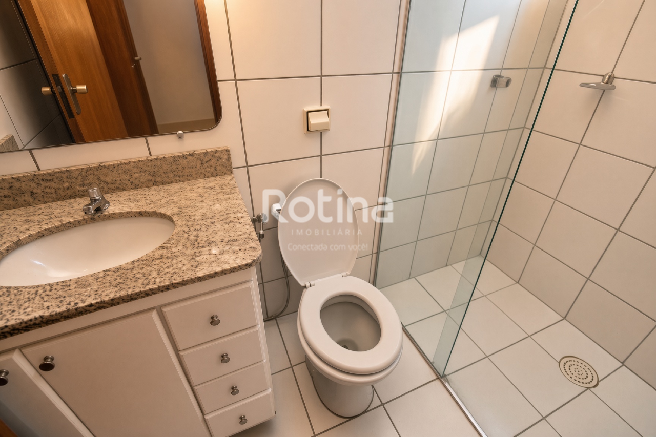 Apartamento à venda, 3 quartos em Uberlândia no bairro Santa Mônica no valor de R$ 440.000,00 - Rotina Imobiliária: 