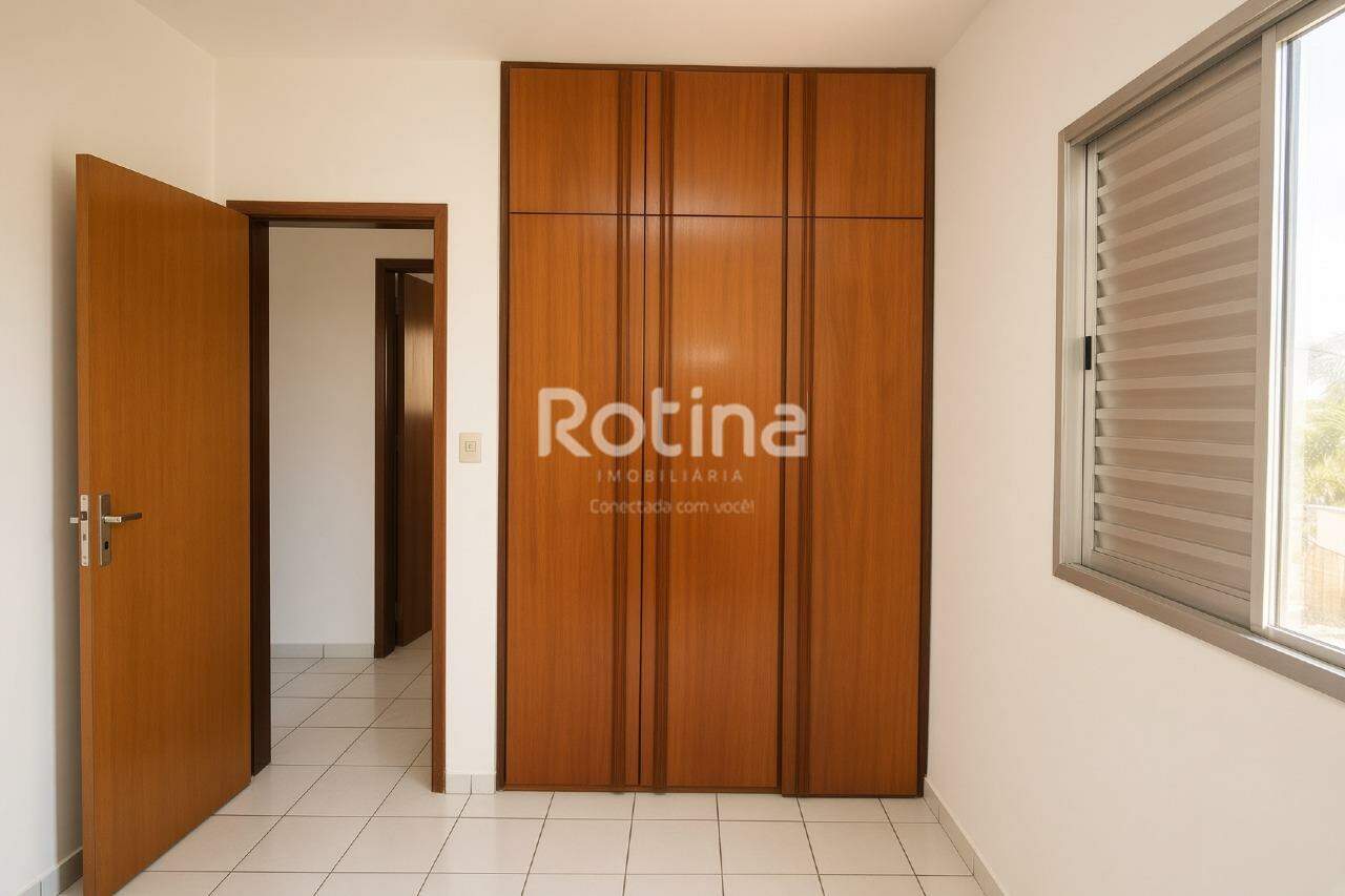 Apartamento à venda, 3 quartos em Uberlândia no bairro Santa Mônica no valor de R$ 440.000,00 - Rotina Imobiliária: 