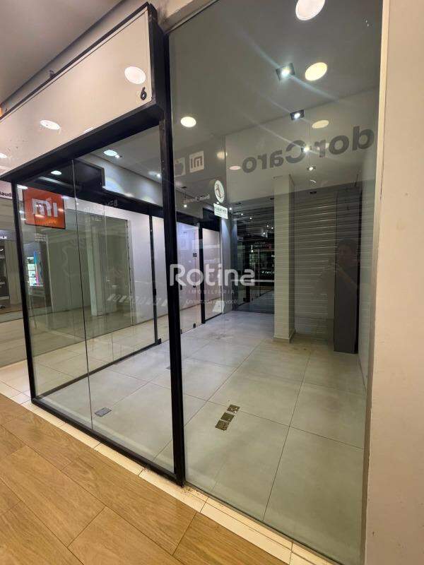 Loja para alugar, em Uberlândia no bairro Centro no valor de R$ 2.800,00 - Rotina Imobiliária: 