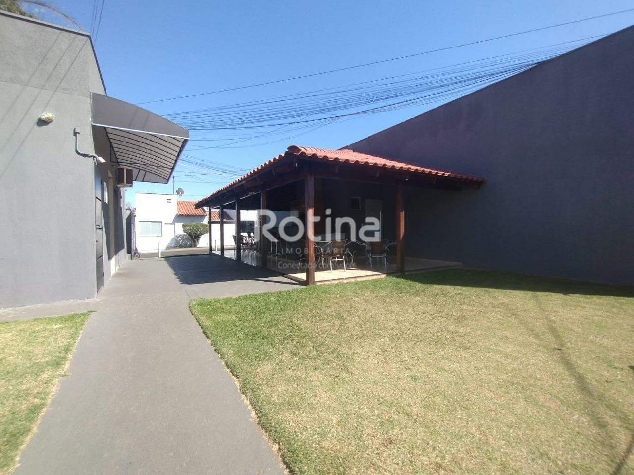 Casa Condomínio Fechado para alugar, 2 quartos em Uberlândia no bairro Jardim Holanda no valor de R$ 1.600,00 - Rotina Imobiliária: 