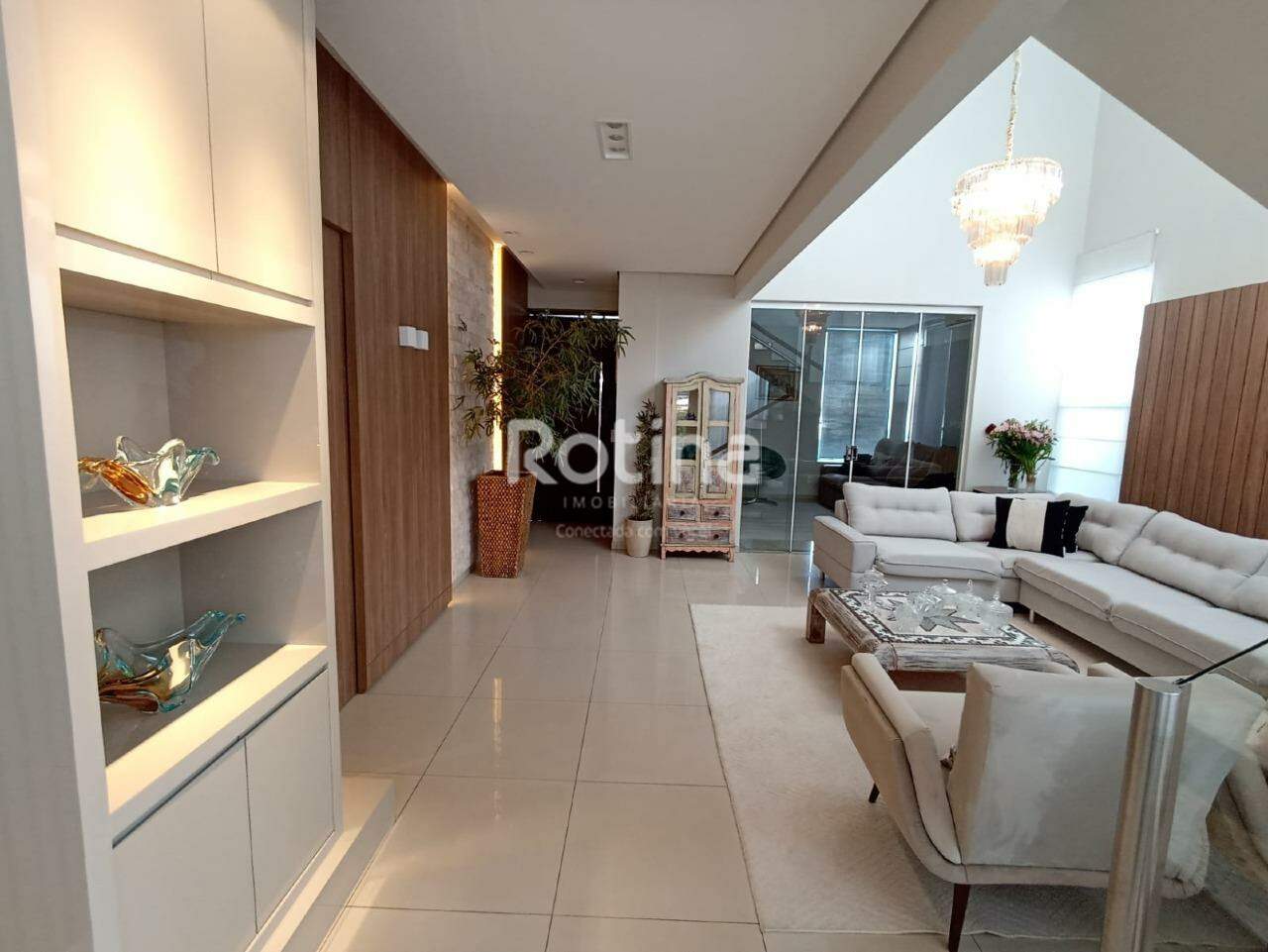 Casa Condomínio Fechado à venda, 4 quartos em Uberlândia no bairro Nova Uberlândia no valor de R$ 3.000.000,00 - Rotina Imobiliária: 