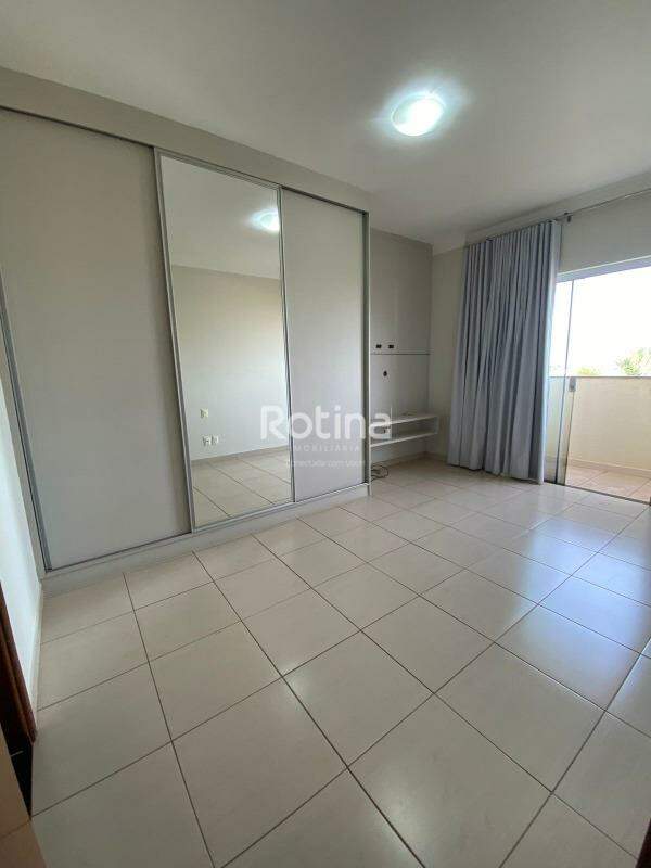 Apartamento à venda, 3 quartos em Uberlândia no bairro Nossa Senhora Aparecida no valor de R$ 550.000,00 - Rotina Imobiliária: 