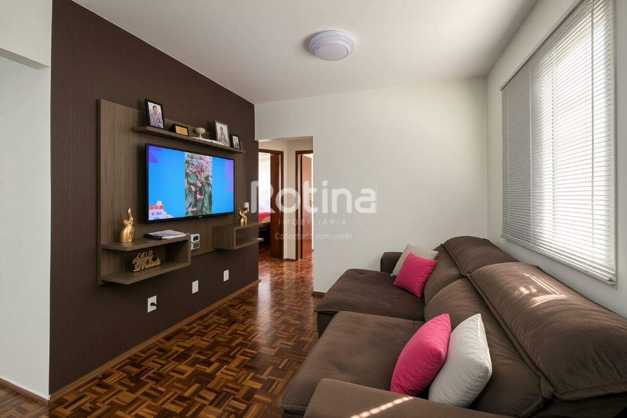 Apartamento à venda, 3 quartos em Uberlândia no bairro Tubalina no valor de R$ 255.000,00 - Rotina Imobiliária: 