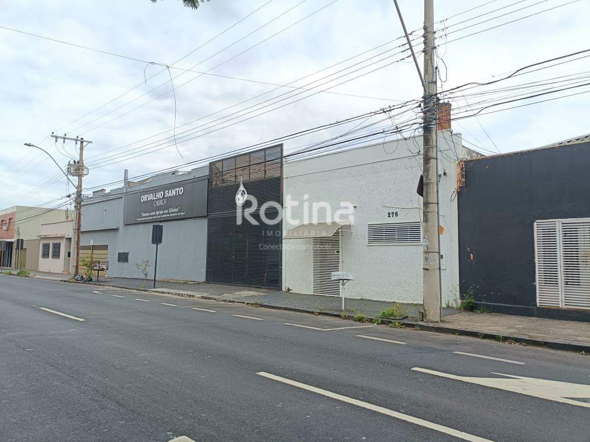Casa Comercial para alugar, em Uberlândia no bairro Martins no valor de R$ 4.400,00 - Rotina Imobiliária: 