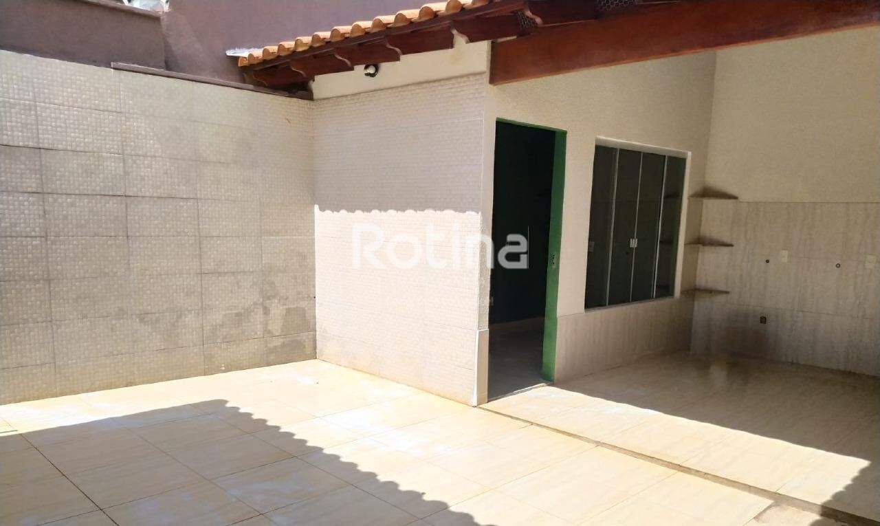 Casa à venda, 3 quartos em Uberlândia no bairro Granada no valor de R$ 525.000,00 - Rotina Imobiliária: 