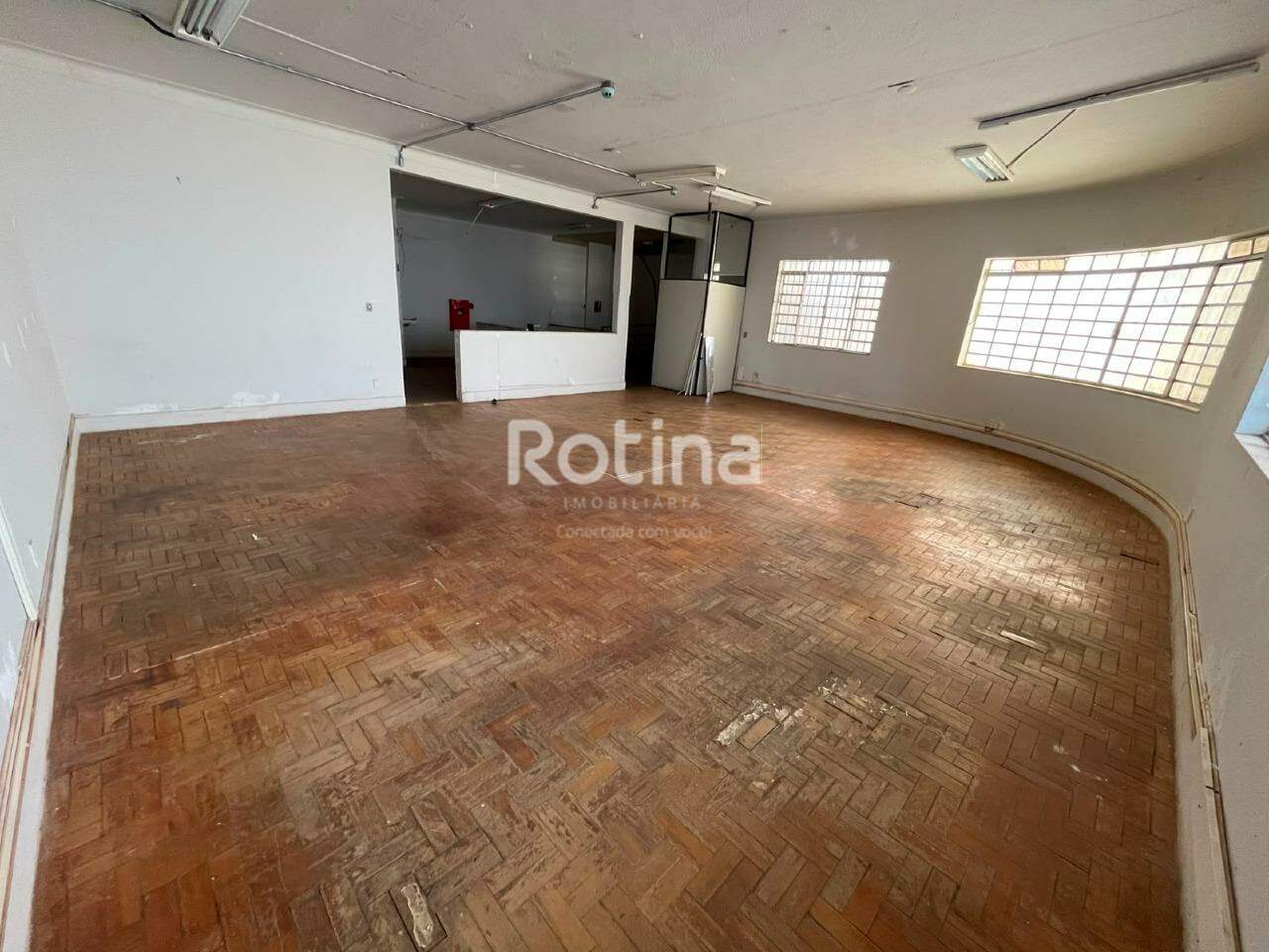 Loja para alugar, em Uberlândia no bairro Centro no valor de R$ 2.500,00 - Rotina Imobiliária: 
