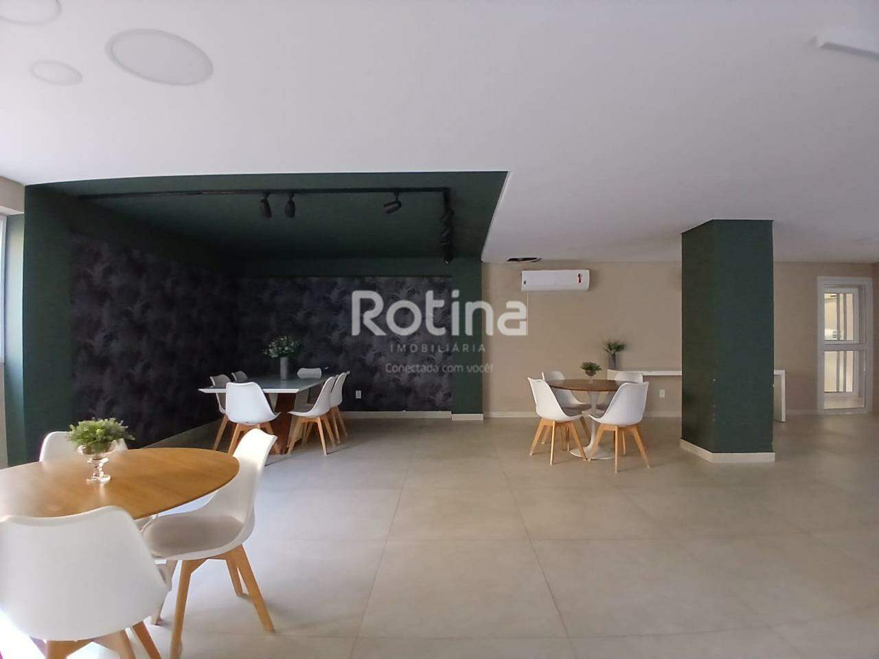 Apartamento para alugar, 3 quartos em Uberlândia no bairro Santa Mônica no valor de R$ 2.800,00 - Rotina Imobiliária: 