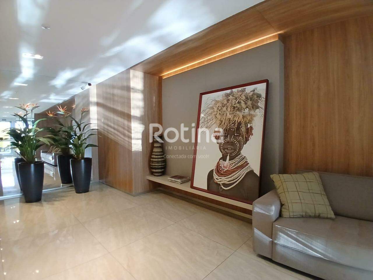 Apartamento para alugar, 3 quartos em Uberlândia no bairro Santa Mônica no valor de R$ 2.800,00 - Rotina Imobiliária: 