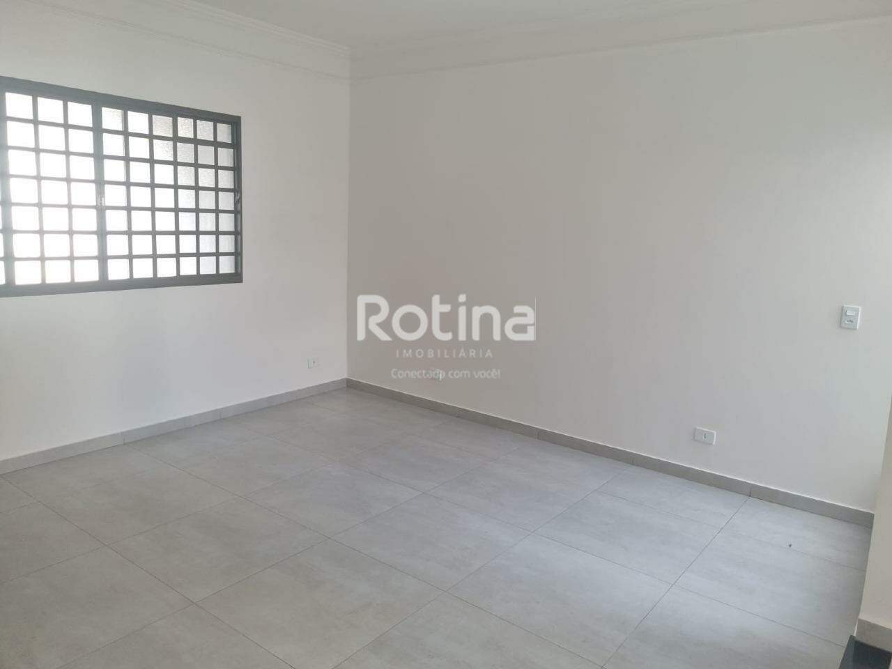 Casa à venda, 3 quartos em Uberlândia no bairro Alto Umuarama no valor de R$ 800.000,00 - Rotina Imobiliária: 