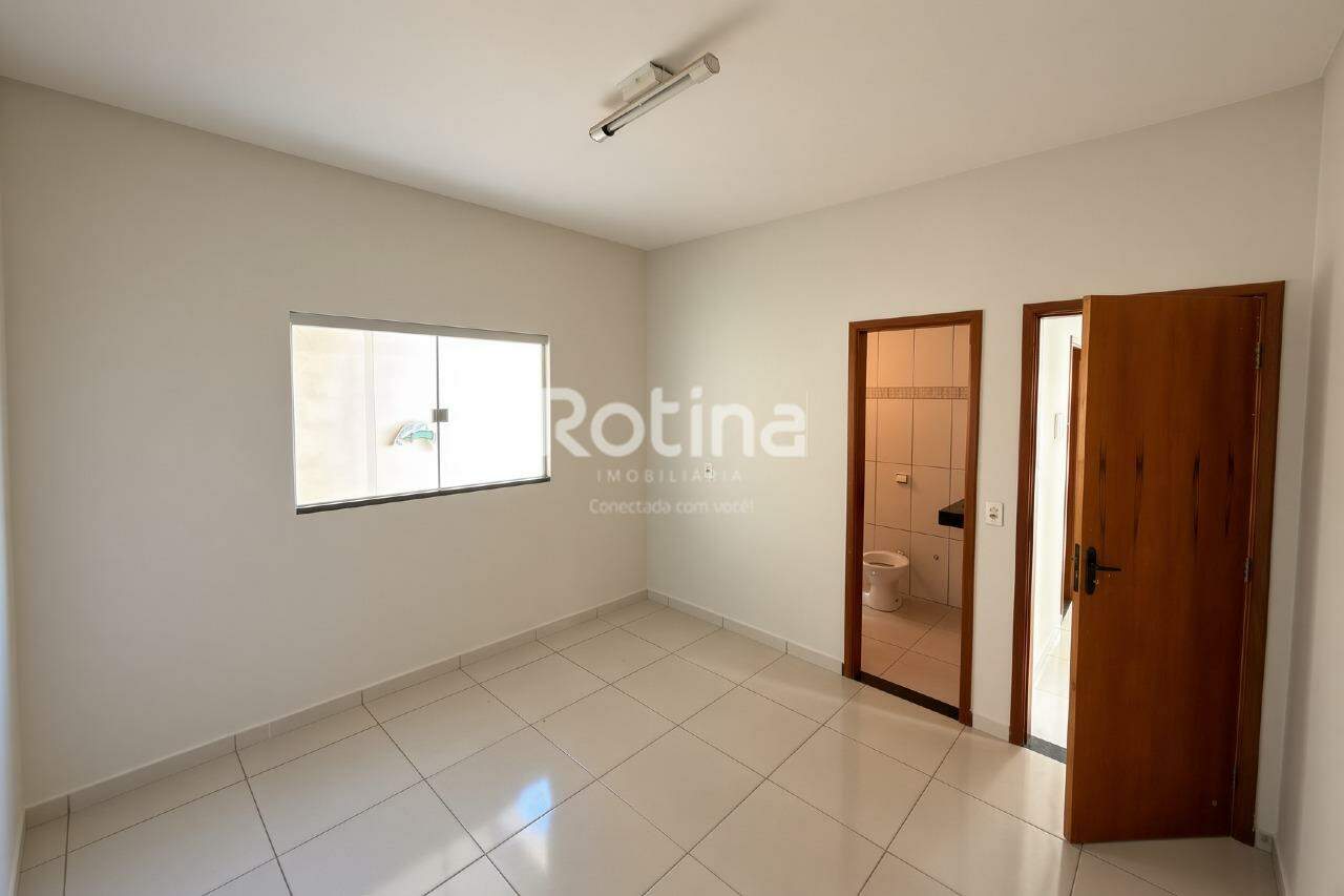 Casa à venda, 3 quartos em Uberlândia no bairro Tocantins no valor de R$ 320.000,00 - Rotina Imobiliária: 