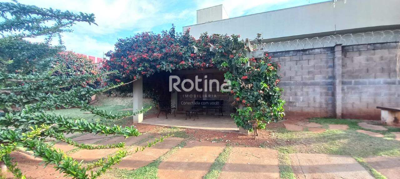 Casa à venda, 3 quartos em Uberlândia no bairro Jardim Karaíba no valor de R$ 580.000,00 - Rotina Imobiliária: 