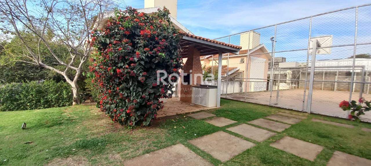 Casa à venda, 3 quartos em Uberlândia no bairro Jardim Karaíba no valor de R$ 580.000,00 - Rotina Imobiliária: 